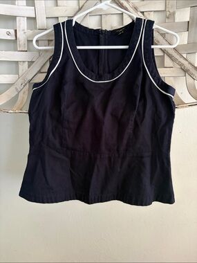 Ann Taylor Navy Sleeveless Shell with White Contrast Piping